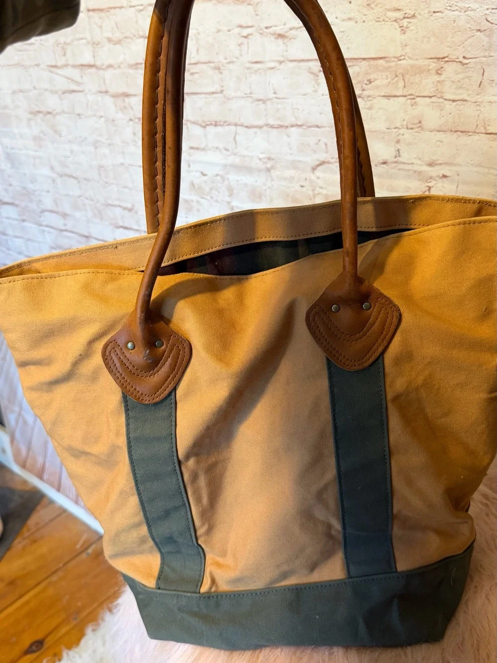 L.L.Bean vintage large canvas tote with leather handles - Picture 6 of 11